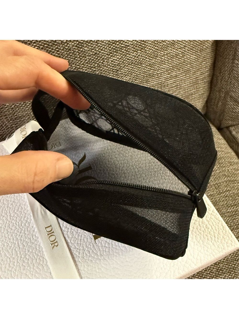 Dior Beauty Makeup Bag Mesh Black Small Pouch Gift Luxury Authentic - Picture 11 of 16